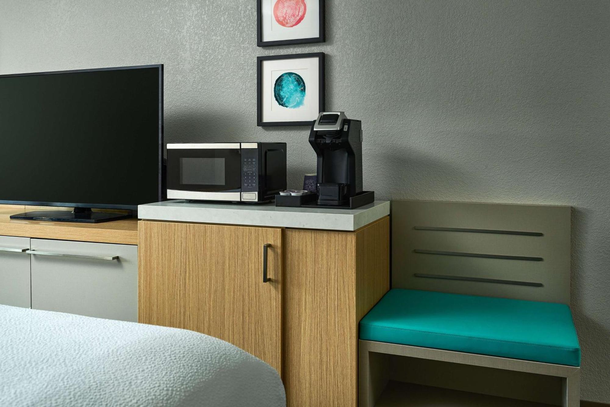 Hilton Garden Inn Tewksbury Andover Ngoại thất bức ảnh