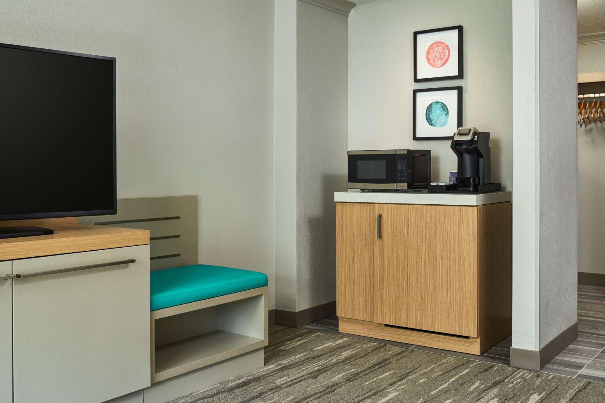 Hilton Garden Inn Tewksbury Andover Ngoại thất bức ảnh