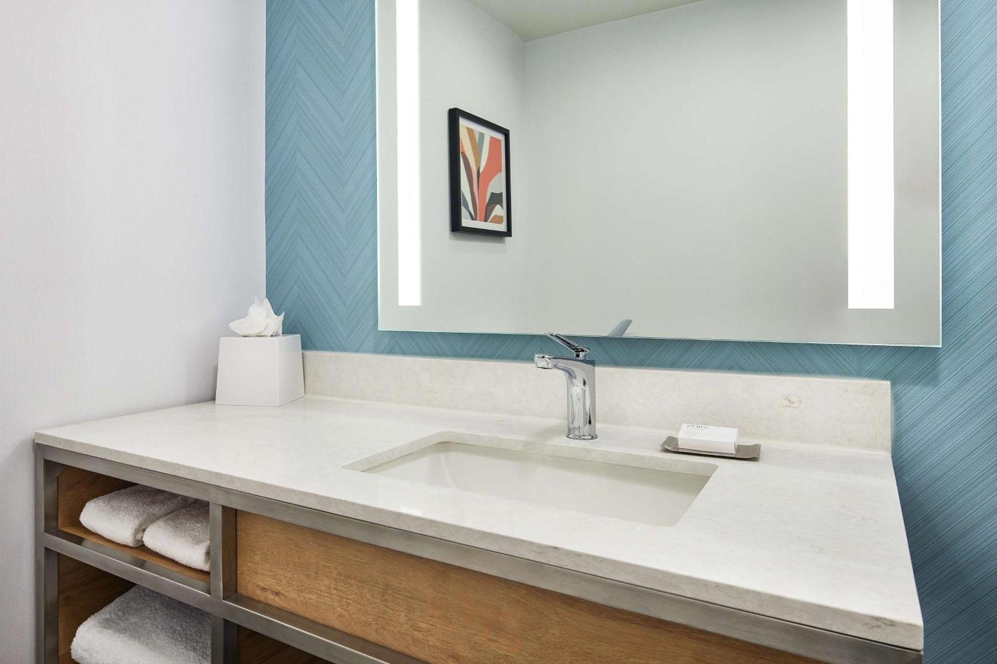 Hilton Garden Inn Tewksbury Andover Ngoại thất bức ảnh